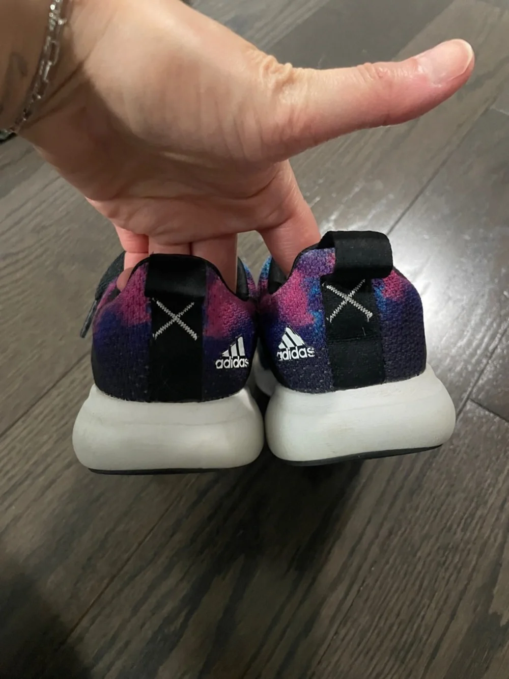 11.5 T Adidas Kids Multicolour Tie-Dye Sneakers with Black and White Accents - Picture 4 of 7